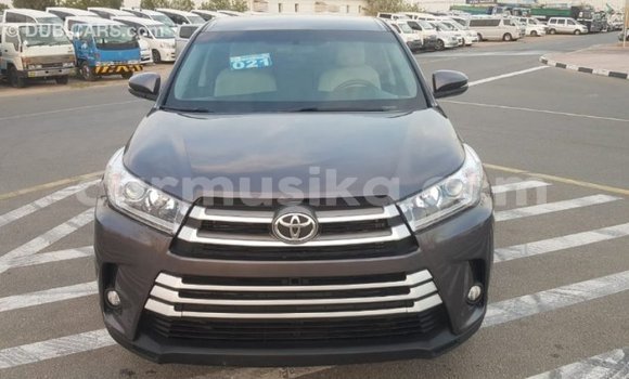 Tenga Imported Toyota Highlander Zvimwe Mota in Import - Dubai in Harare Tenga Imported Toyota Highlander Zvimwe Mota in Import - Dubai in Harare