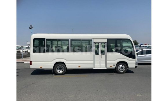 Tenga Imported Toyota Coaster Chena Mota in Import - Dubai in Harare Tenga Imported Toyota Coaster Chena Mota in Import - Dubai in Harare