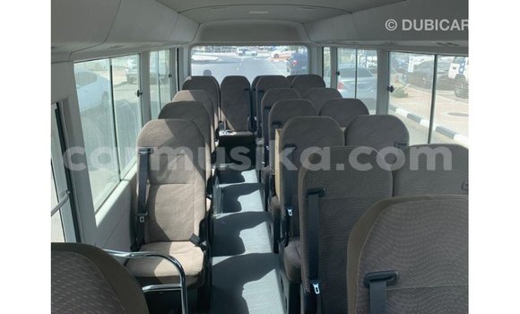 Tenga Imported Toyota Coaster Chena Mota in Import - Dubai in Harare Tenga Imported Toyota Coaster Chena Mota in Import - Dubai in Harare