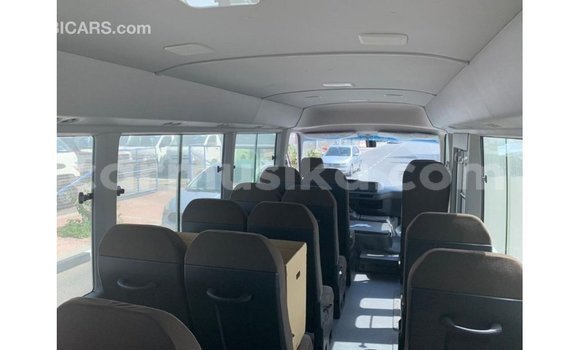 Tenga Imported Toyota Coaster Chena Mota in Import - Dubai in Harare Tenga Imported Toyota Coaster Chena Mota in Import - Dubai in Harare