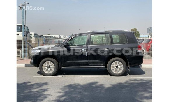 Acheter Import Voiture Toyota Land Cruiser Noir à Import - Dubai, Harare Acheter Import Voiture Toyota Land Cruiser Noir à Import - Dubai, Harare
