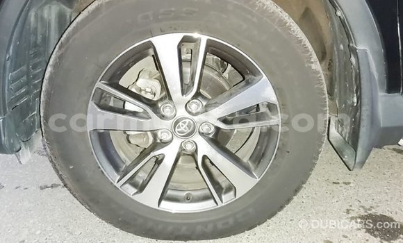 Acheter Import Utilitaire Toyota HiAce Noir à Import - Dubai, Harare Acheter Import Utilitaire Toyota HiAce Noir à Import - Dubai, Harare