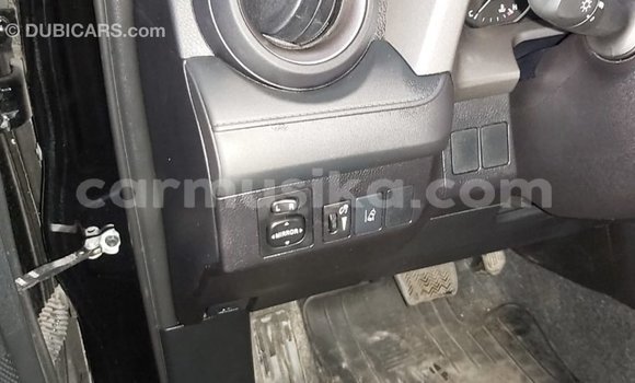 Acheter Import Utilitaire Toyota HiAce Noir à Import - Dubai, Harare Acheter Import Utilitaire Toyota HiAce Noir à Import - Dubai, Harare
