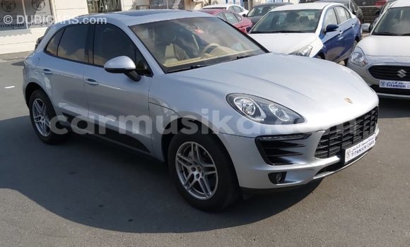Acheter Import Voiture Porsche Macan Autre à Import - Dubai, Harare Acheter Import Voiture Porsche Macan Autre à Import - Dubai, Harare
