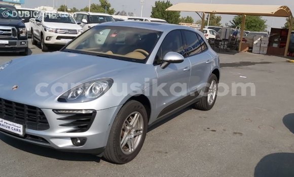 Acheter Import Voiture Porsche Macan Autre à Import - Dubai, Harare Acheter Import Voiture Porsche Macan Autre à Import - Dubai, Harare
