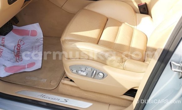 Acheter Import Voiture Porsche Macan Autre à Import - Dubai, Harare Acheter Import Voiture Porsche Macan Autre à Import - Dubai, Harare