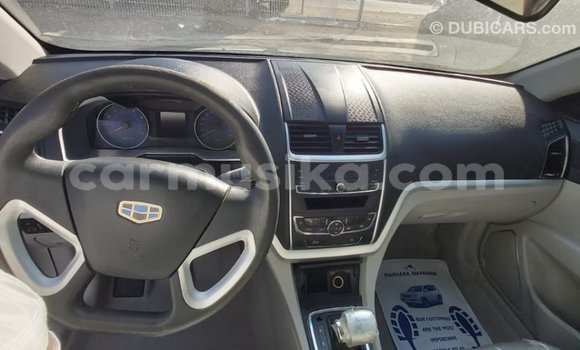 Acheter Import Voiture Geely Emgrand 7 Blanc à Import - Dubai, Harare Acheter Import Voiture Geely Emgrand 7 Blanc à Import - Dubai, Harare