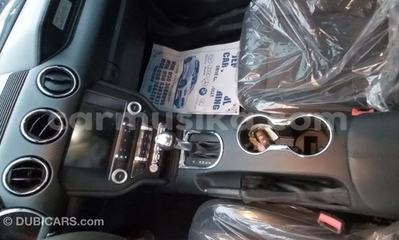 Acheter Import Voiture Ford Mustang Rouge à Import - Dubai, Harare Acheter Import Voiture Ford Mustang Rouge à Import - Dubai, Harare