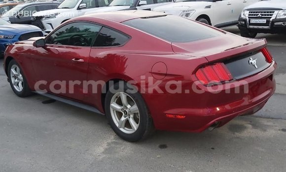 Acheter Import Voiture Ford Mustang Rouge à Import - Dubai, Harare Acheter Import Voiture Ford Mustang Rouge à Import - Dubai, Harare