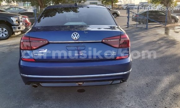 Acheter Import Voiture Volkswagen Passat Bleu à Import - Dubai, Harare Acheter Import Voiture Volkswagen Passat Bleu à Import - Dubai, Harare