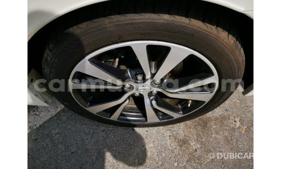 Acheter Import Voiture Nissan Maxima Blanc à Import - Dubai, Harare Acheter Import Voiture Nissan Maxima Blanc à Import - Dubai, Harare