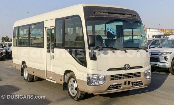 Tenga Imported Toyota Coaster Chena Mota in Import - Dubai in Harare Tenga Imported Toyota Coaster Chena Mota in Import - Dubai in Harare