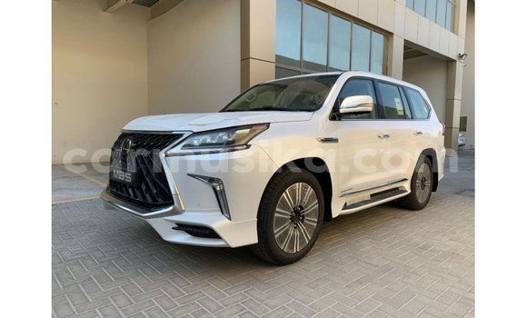 Tenga Imported Lexus LX Chena Mota in Import - Dubai in Harare Tenga Imported Lexus LX Chena Mota in Import - Dubai in Harare