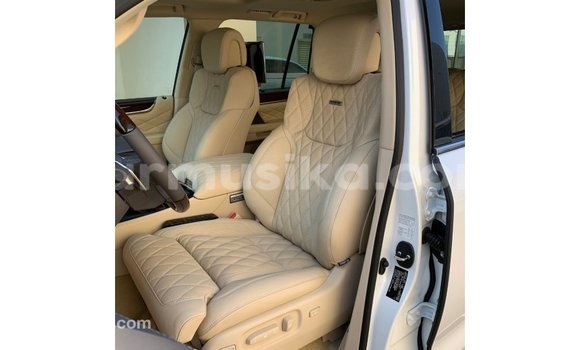 Tenga Imported Lexus LX Chena Mota in Import - Dubai in Harare Tenga Imported Lexus LX Chena Mota in Import - Dubai in Harare