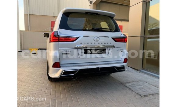 Tenga Imported Lexus LX Chena Mota in Import - Dubai in Harare Tenga Imported Lexus LX Chena Mota in Import - Dubai in Harare