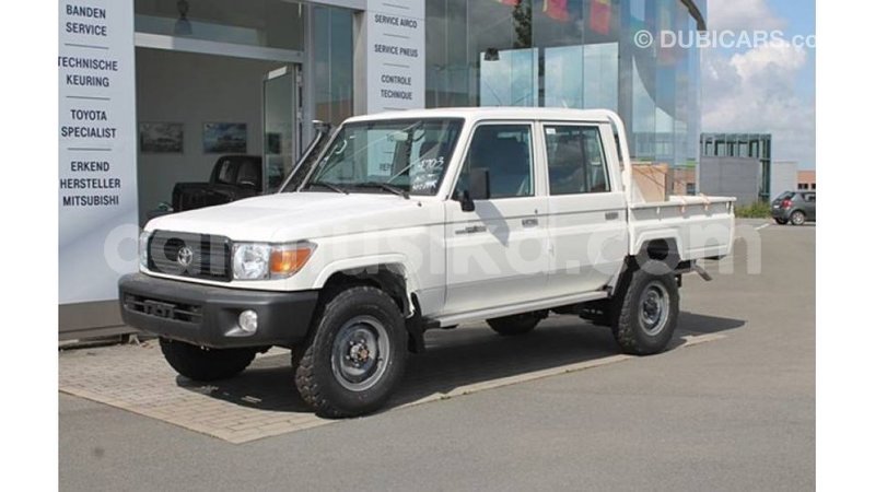 Big with watermark toyota land cruiser harare import dubai 13177