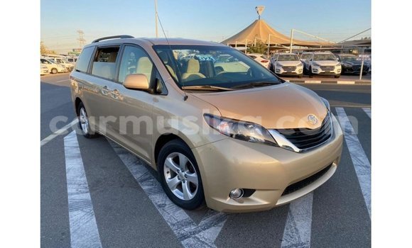 Tenga Imported Toyota Sienna Zvimwe Mota in Import - Dubai in Harare Tenga Imported Toyota Sienna Zvimwe Mota in Import - Dubai in Harare
