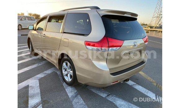 Tenga Imported Toyota Sienna Zvimwe Mota in Import - Dubai in Harare Tenga Imported Toyota Sienna Zvimwe Mota in Import - Dubai in Harare