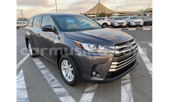 Tenga Imported Toyota Highlander Zvimwe Mota in Import - Dubai in Harare Tenga Imported Toyota Highlander Zvimwe Mota in Import - Dubai in Harare
