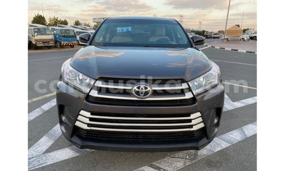 Tenga Imported Toyota Highlander Zvimwe Mota in Import - Dubai in Harare Tenga Imported Toyota Highlander Zvimwe Mota in Import - Dubai in Harare
