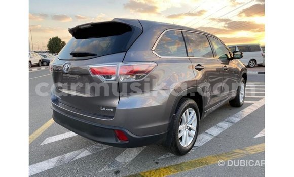 Tenga Imported Toyota Highlander Zvimwe Mota in Import - Dubai in Harare Tenga Imported Toyota Highlander Zvimwe Mota in Import - Dubai in Harare