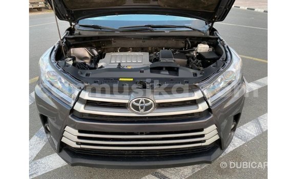 Tenga Imported Toyota Highlander Zvimwe Mota in Import - Dubai in Harare Tenga Imported Toyota Highlander Zvimwe Mota in Import - Dubai in Harare