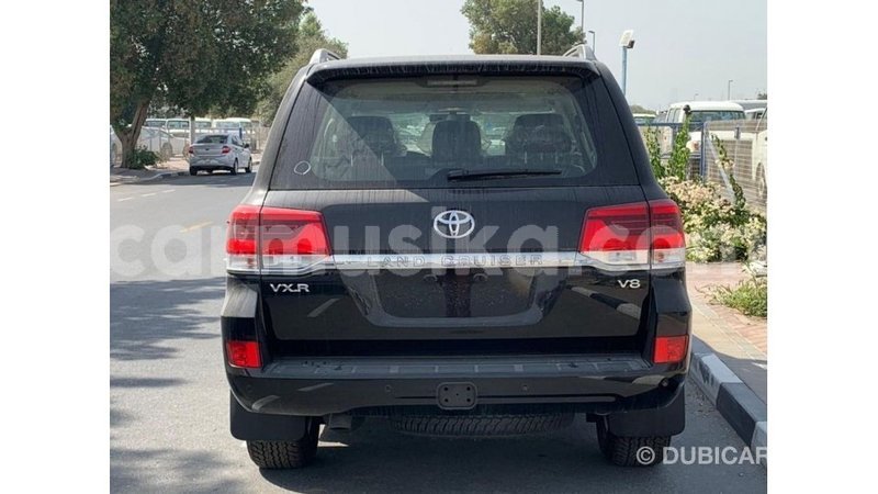 Big with watermark toyota land cruiser harare import dubai 13224