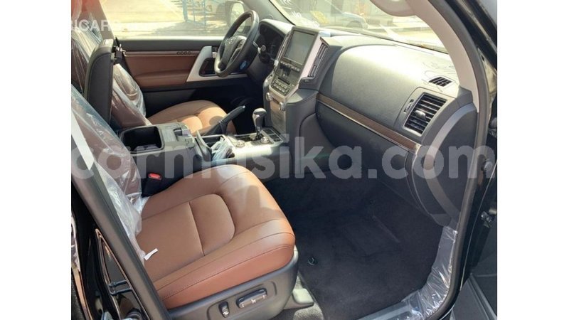 Big with watermark toyota land cruiser harare import dubai 13224