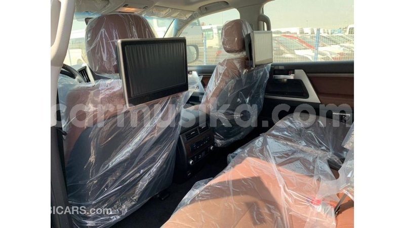 Big with watermark toyota land cruiser harare import dubai 13224