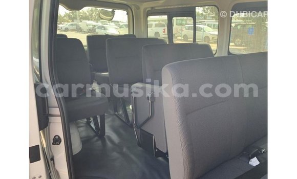 Buy Import Toyota Hiace White Car in Import - Dubai in Harare Buy Import Toyota Hiace White Car in Import - Dubai in Harare