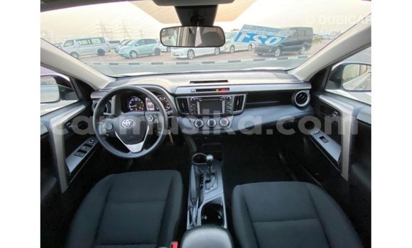 Tenga Imported Toyota HiAce Zvimwe Rori in Import - Dubai in Harare Tenga Imported Toyota HiAce Zvimwe Rori in Import - Dubai in Harare