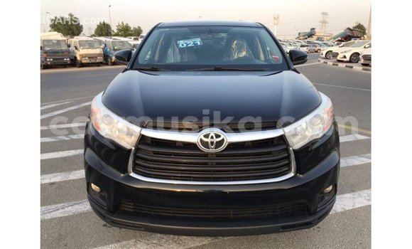 Tenga Imported Toyota Highlander Nhema Mota in Import - Dubai in Harare Tenga Imported Toyota Highlander Nhema Mota in Import - Dubai in Harare