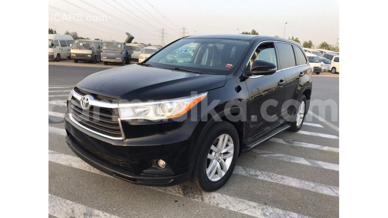 Big with watermark toyota highlander harare import dubai 13240