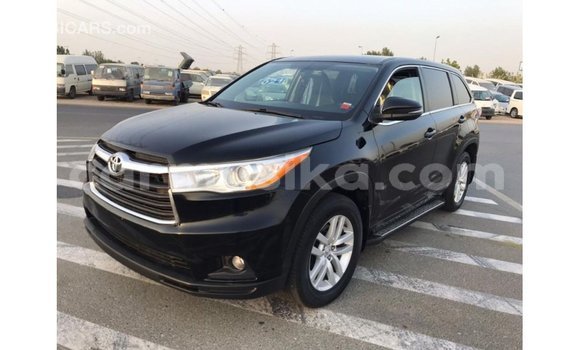 Tenga Imported Toyota Highlander Nhema Mota in Import - Dubai in Harare Tenga Imported Toyota Highlander Nhema Mota in Import - Dubai in Harare