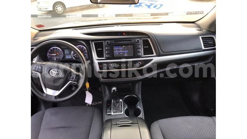 Big with watermark toyota highlander harare import dubai 13240