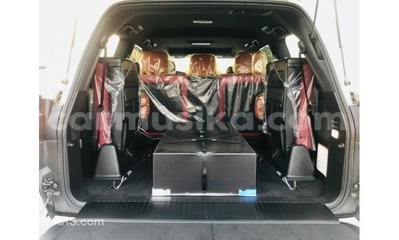 Acheter Import Voiture Lexus LX Blanc à Import - Dubai, Harare Acheter Import Voiture Lexus LX Blanc à Import - Dubai, Harare