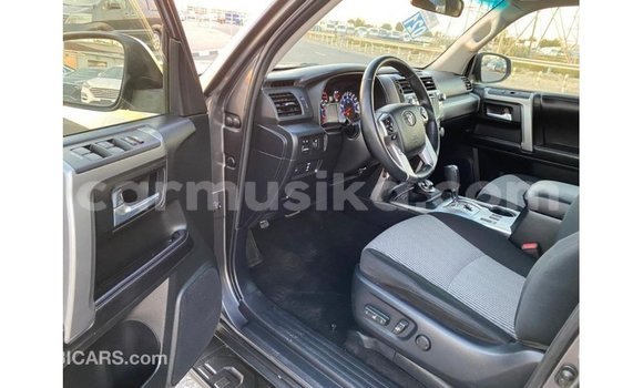 Tenga Imported Toyota HiAce Zvimwe Rori in Import - Dubai in Harare Tenga Imported Toyota HiAce Zvimwe Rori in Import - Dubai in Harare