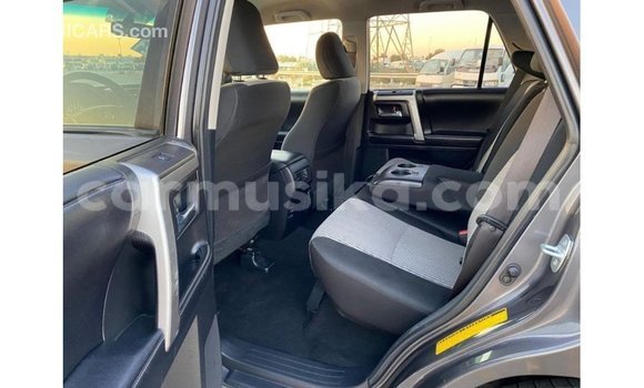 Tenga Imported Toyota HiAce Zvimwe Rori in Import - Dubai in Harare Tenga Imported Toyota HiAce Zvimwe Rori in Import - Dubai in Harare