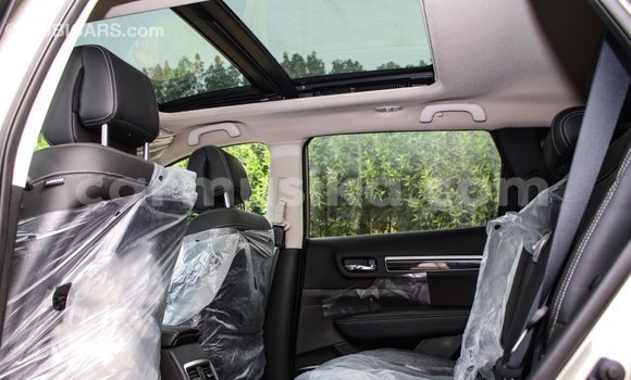 Acheter Import Voiture Renault Koleos Autre à Import - Dubai, Harare Acheter Import Voiture Renault Koleos Autre à Import - Dubai, Harare