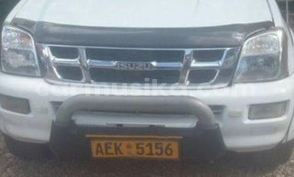 Nunua Ilio tumika Isuzu KB Nyeupe Gari ndani ya Harare nchini Harare