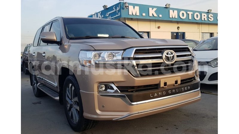 Big with watermark toyota land cruiser harare import dubai 13328