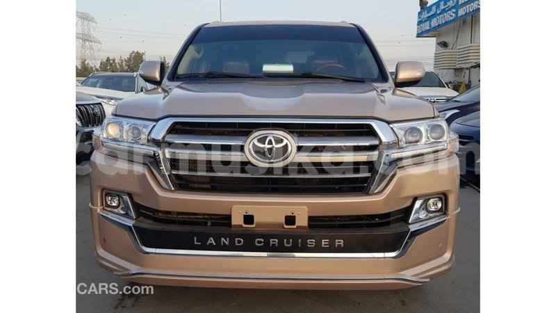 Big with watermark toyota land cruiser harare import dubai 13328