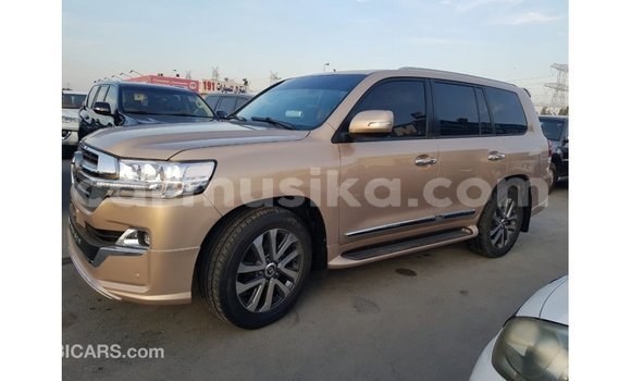 Tenga Imported Toyota Land Cruiser Zvimwe Mota in Import - Dubai in Harare Tenga Imported Toyota Land Cruiser Zvimwe Mota in Import - Dubai in Harare