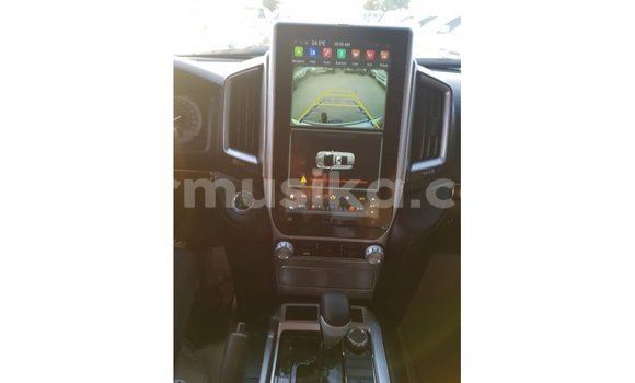 Tenga Imported Toyota Land Cruiser Zvimwe Mota in Import - Dubai in Harare Tenga Imported Toyota Land Cruiser Zvimwe Mota in Import - Dubai in Harare