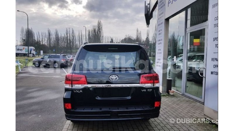 Big with watermark toyota land cruiser harare import dubai 13332