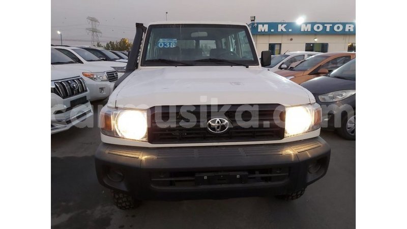 Big with watermark toyota land cruiser harare import dubai 13335