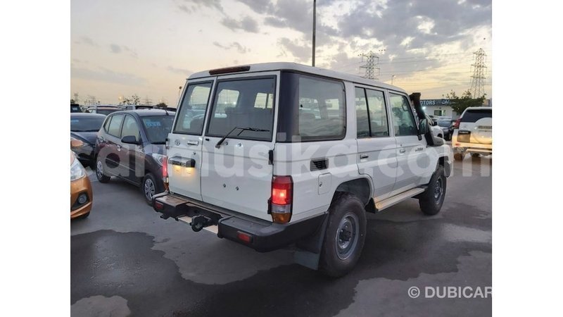 Big with watermark toyota land cruiser harare import dubai 13335