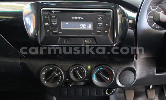 Nunua Ilio tumika Toyota Hilux Nyeupe Gari ndani ya Beitbridge nchini Matabeleland Kusini Nunua Ilio tumika Toyota Hilux Nyeupe Gari ndani ya Beitbridge nchini Matabeleland Kusini