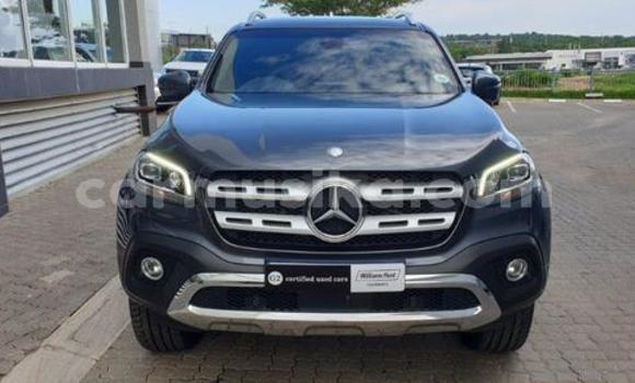 Tenga Tsaru Mercedes‒Benz X-klasse Concept Beige Mota in Beitbridge in Matabeleland South Tenga Tsaru Mercedes‒Benz X-klasse Concept Beige Mota in Beitbridge in Matabeleland South