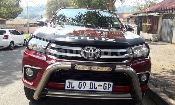 Acheter Occasion Voiture Toyota Hilux Rouge à Beitbridge, Matabeleland South Acheter Occasion Voiture Toyota Hilux Rouge à Beitbridge, Matabeleland South